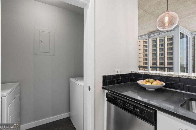 3324 Peachtree Road NE 901, Atlanta, GA 30326
