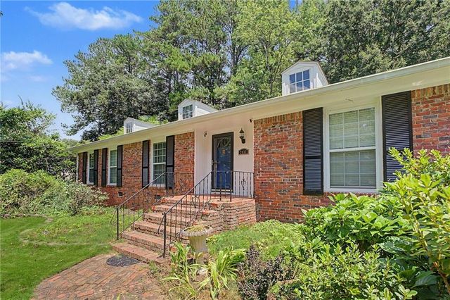 2037 Desmond Drive, Decatur, GA 30033