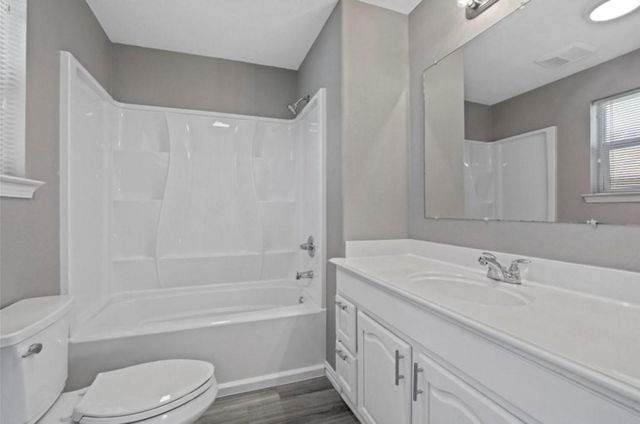 801 N 8th Avenue, Denison, TX 75021