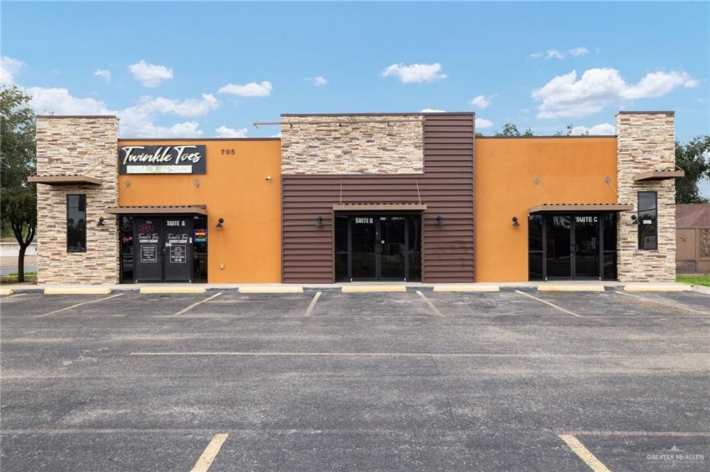 705 E Griffin Parkway, Mission, TX 78572