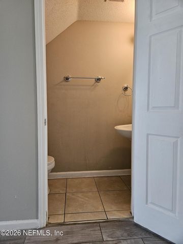 12311 KENSINGTON LAKES Drive 2101, Jacksonville, FL 32246