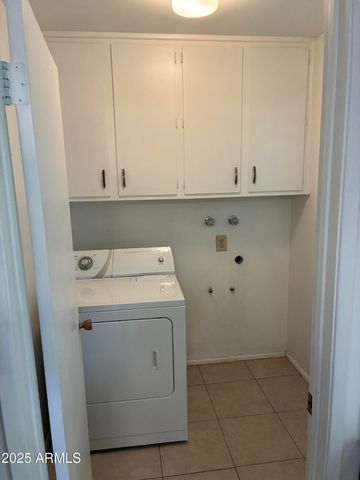 10120 W KINGSWOOD Circle, Sun City, AZ 85351