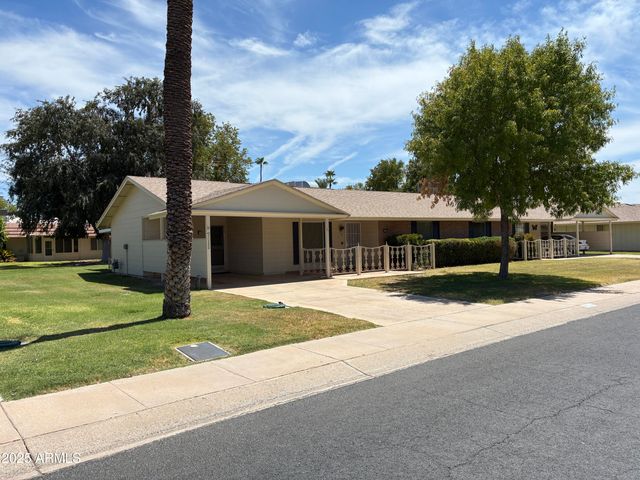 10120 W KINGSWOOD Circle, Sun City, AZ 85351