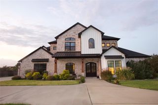 2409 E X Street, Deer Park, TX 77536