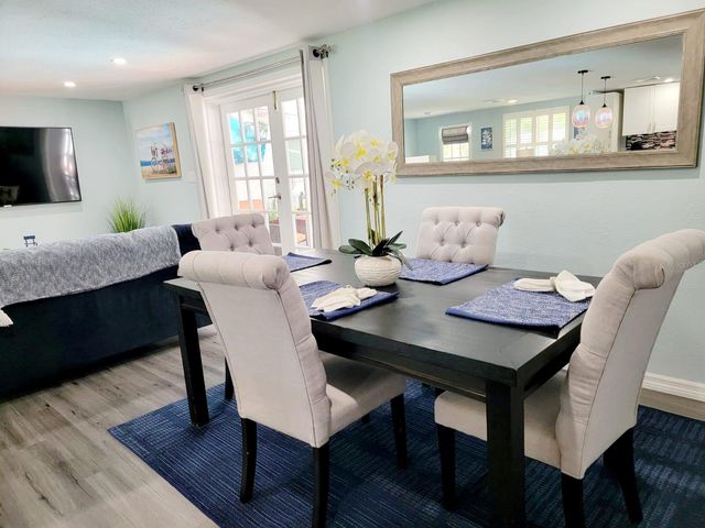 2244 PALM TERRACE, Sarasota, FL 34231