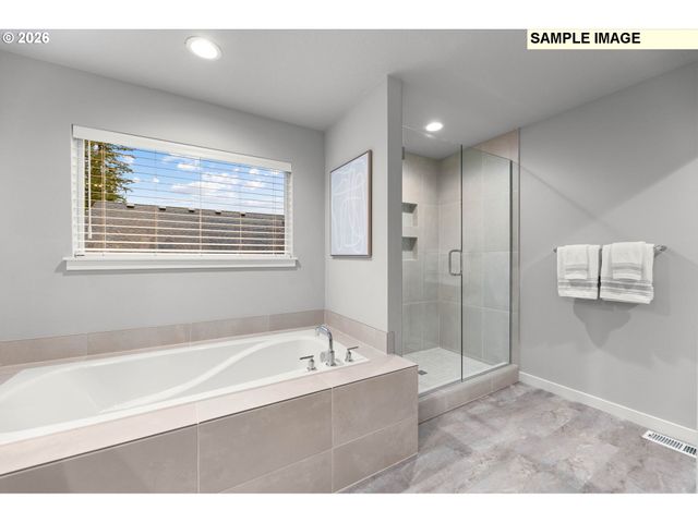 10278 Se COMPASS COURSE St 351, Happy Valley, OR 97086