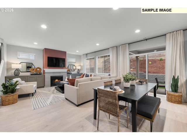 10278 Se COMPASS COURSE St 351, Happy Valley, OR 97086