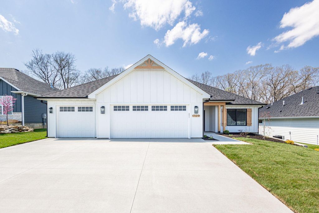 709 SAGEMOOR DR, Columbia, MO 65201