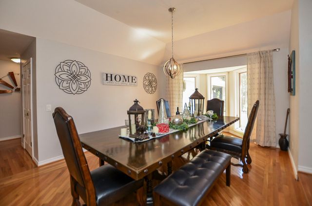 807 Trochta Street, El Campo, TX 77437