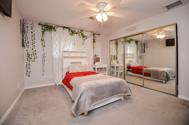 807 Trochta Street, El Campo, TX 77437