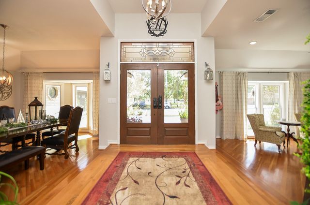 807 Trochta Street, El Campo, TX 77437