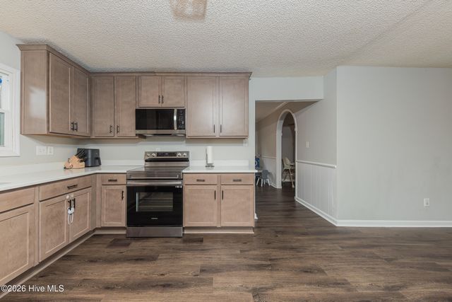 605 Winchester Road, Jacksonville, NC 28546