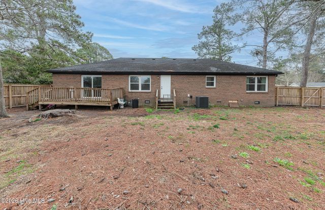 605 Winchester Road, Jacksonville, NC 28546