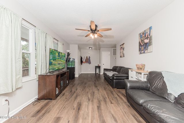 605 Winchester Road, Jacksonville, NC 28546