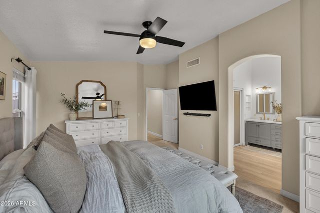 4629 E Gold Poppy Way, Phoenix, AZ 85044