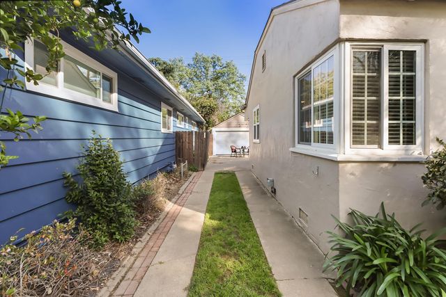2711 17th St, Sacramento, CA 95818