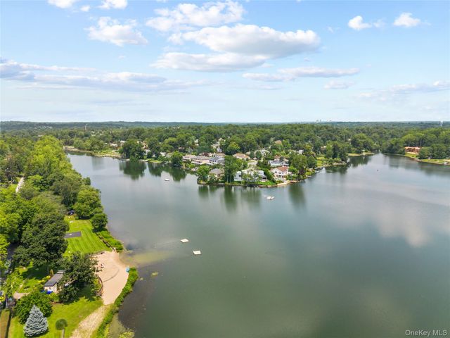 20 Manchester Road 2L, Eastchester, NY 10709