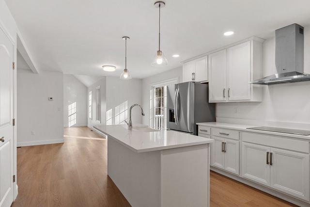 501 Alpine Rd Applewood, Fitchburg, MA 01420