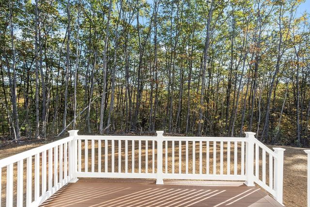 501 Alpine Rd Applewood, Fitchburg, MA 01420