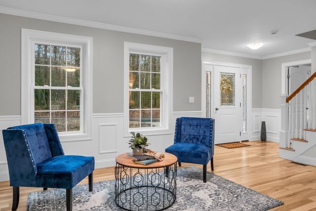 501 Alpine Rd Applewood, Fitchburg, MA 01420