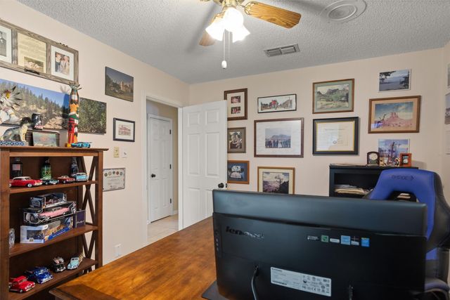5132 Wedgefield Road, Granbury, TX 76049