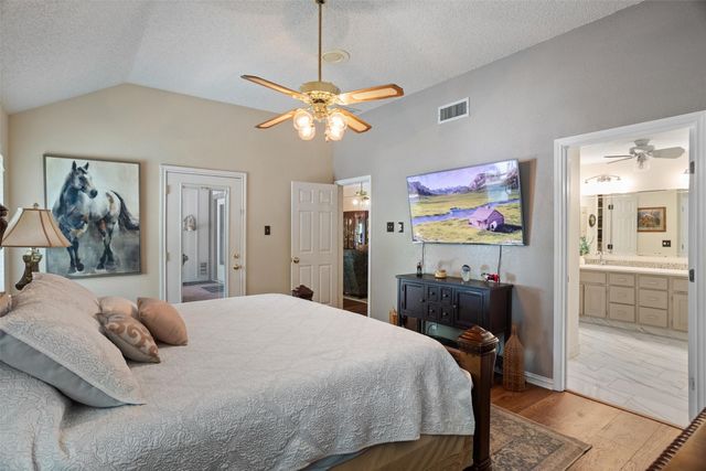5132 Wedgefield Road, Granbury, TX 76049