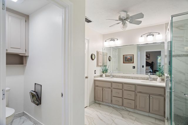 5132 Wedgefield Road, Granbury, TX 76049