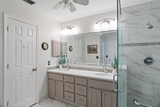 5132 Wedgefield Road, Granbury, TX 76049