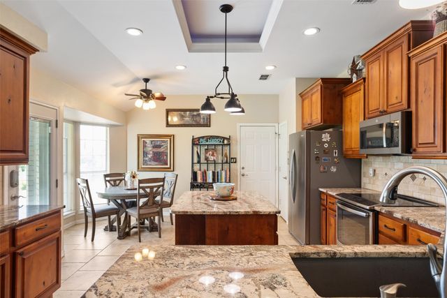 5132 Wedgefield Road, Granbury, TX 76049