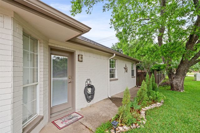 5132 Wedgefield Road, Granbury, TX 76049