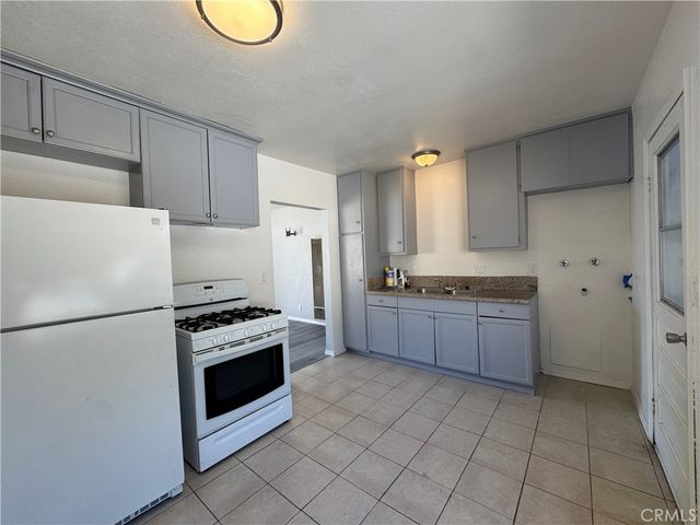 125 E Pomona, Monrovia, CA 91016