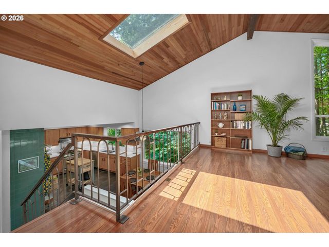 6 GOYA St, Lake Oswego, OR 97035