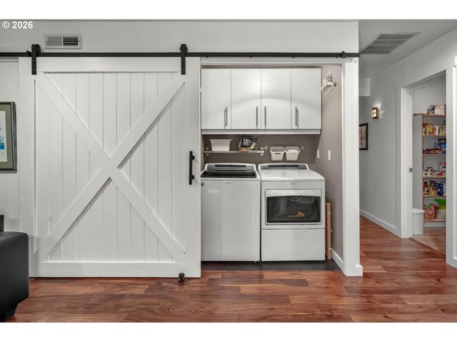 6 GOYA St, Lake Oswego, OR 97035