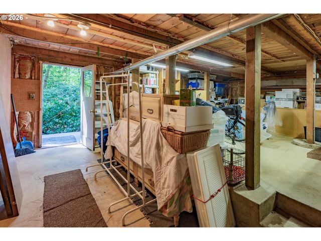 6 GOYA St, Lake Oswego, OR 97035