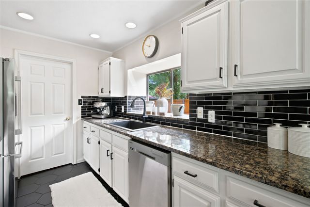 133 Edgewood Drive, Coppell, TX 75019