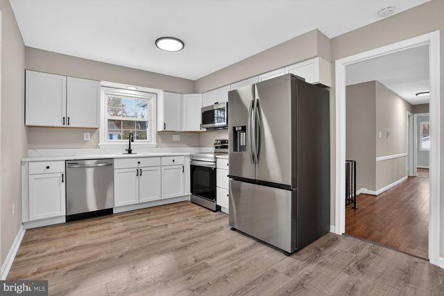 2561 PAXTON ST, Woodbridge, VA 22192