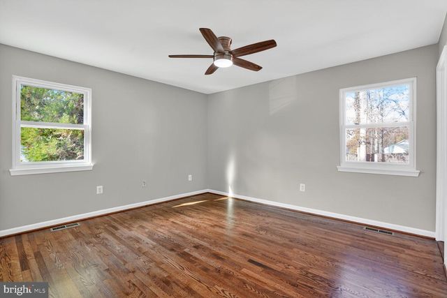 2561 PAXTON ST, Woodbridge, VA 22192