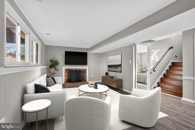 2561 PAXTON ST, Woodbridge, VA 22192