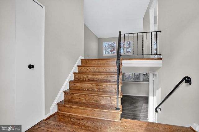 2561 PAXTON ST, Woodbridge, VA 22192