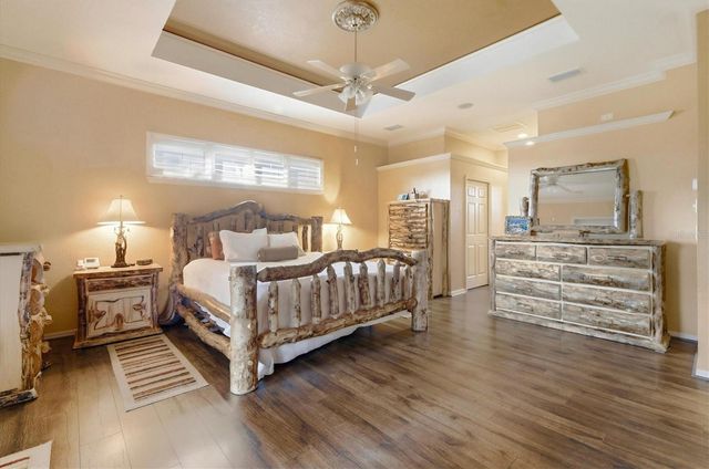 6151 9TH AVENUE CIRCLE NE, Bradenton, FL 34212