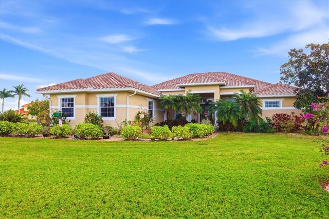6151 9TH AVENUE CIRCLE NE, Bradenton, FL 34212