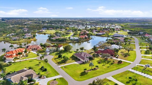 6151 9TH AVENUE CIRCLE NE, Bradenton, FL 34212