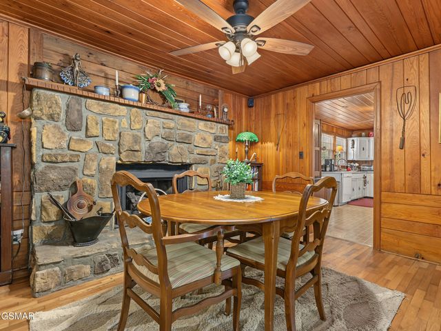 625 Asbury Lane, Gatlinburg, TN 37738