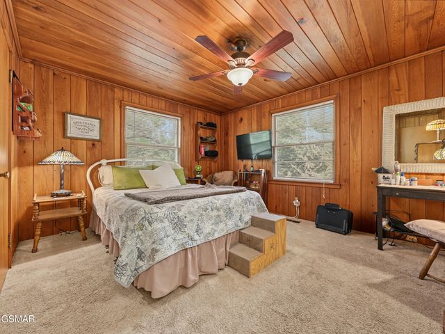 625 Asbury Lane, Gatlinburg, TN 37738