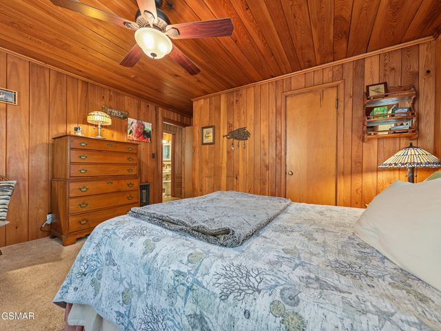 625 Asbury Lane, Gatlinburg, TN 37738