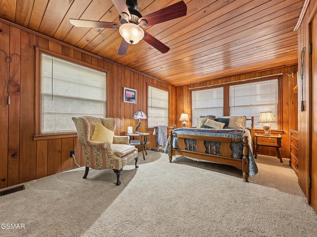 625 Asbury Lane, Gatlinburg, TN 37738