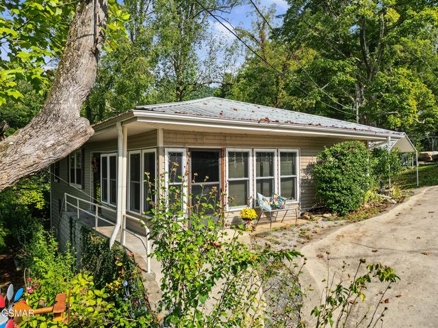 625 Asbury Lane, Gatlinburg, TN 37738