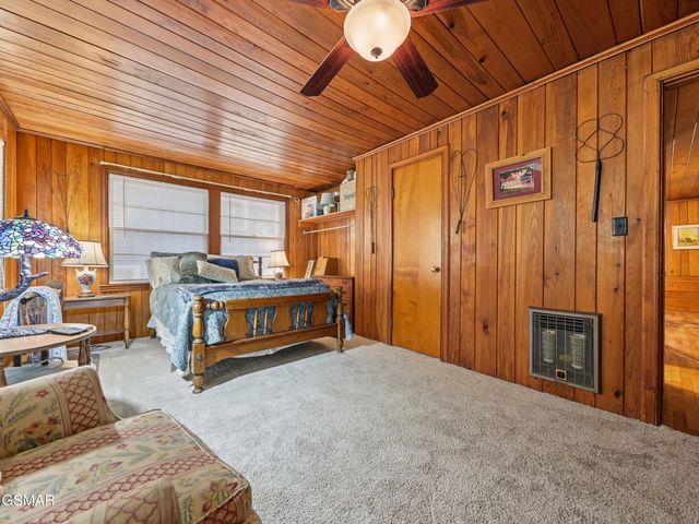 625 Asbury Lane, Gatlinburg, TN 37738