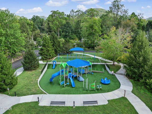 625 Asbury Lane, Gatlinburg, TN 37738