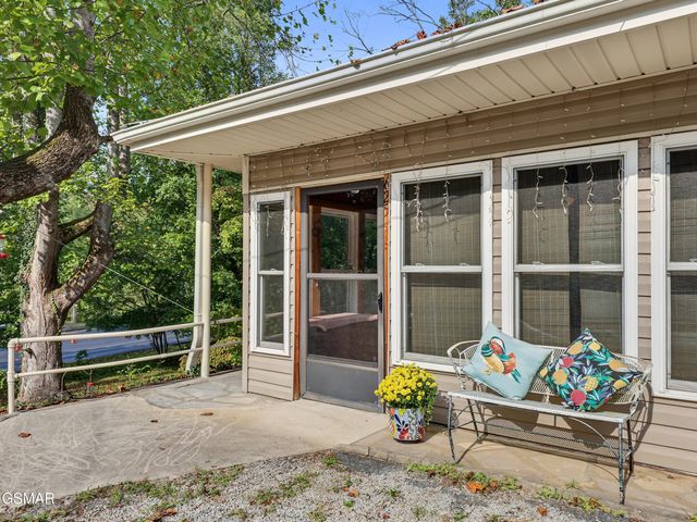 625 Asbury Lane, Gatlinburg, TN 37738